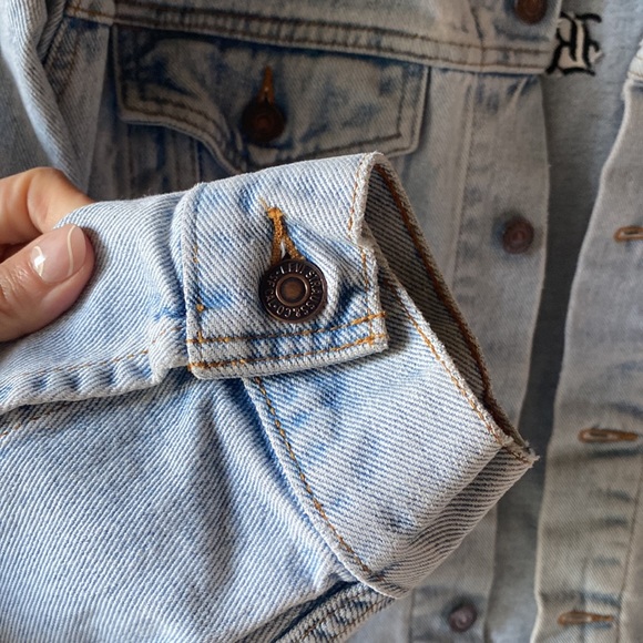 Vintage Levi’s Denim Jacket M Custom Stitching La Croix Me A River Gypsy - Picture 9 of 12